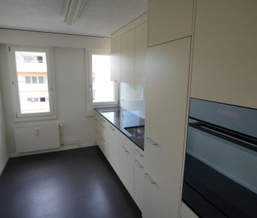 gemütliche 4 Zimmer-Dach-Wohnung mit Balkon ... - Photo 1