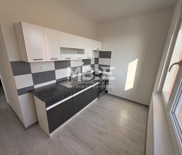 Pronájem bytu 3+1 57 m2 - Fotografie 5