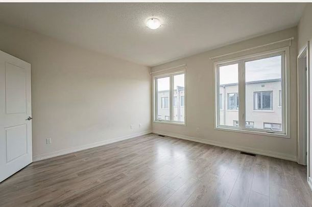 For Lease - 167 Squire Crescent Unit# Suite A, Oakville, Ontario - Photo 1