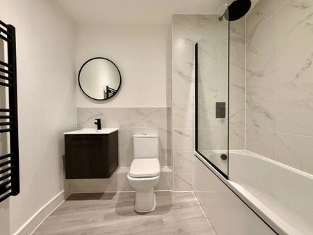 Commercial Road, Poole, Dorset, BH14 - Photo 3