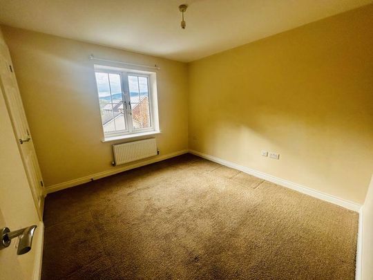 2 bedroom coach house to rent - Photo 1