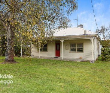 3 Bedroom Weatherboard on Half an Acre - Photo 6