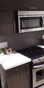 Logement à louer meublé, PROPRE, Studio à louer, Appartement à louer, Studio Loft moderne et spacieux, terrasse, Ste-Foy - Photo 3