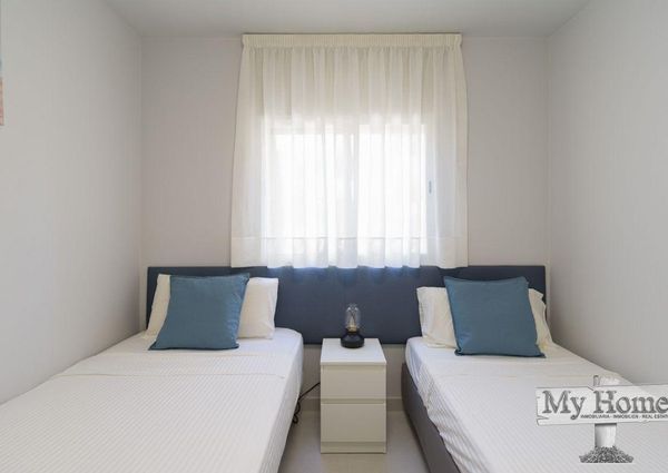 082-755 Nice refurbished flat for rent in Playa del Inglés