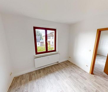 Am Stadtrand gelegene 2-Raum-Altbauwohnung - Photo 1