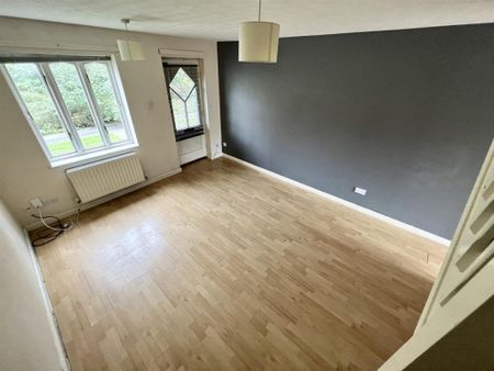 2 bedroom terraced house to rent - Photo 2