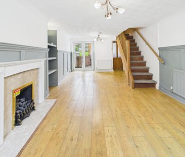 2 bedroom terraced house to rent - Photo 4