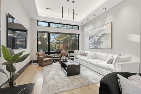 For Lease - 62 Edenvale Crescent, Toronto, Ontario - Photo 3