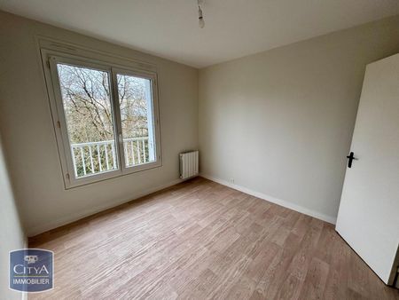 Location Appartement 3 pièces 64m² CHATEAUROUX 36000 - Photo 2