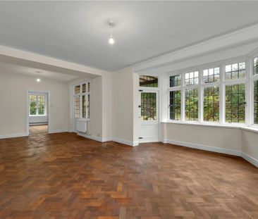 6 bedroom detached house to rent - Photo 3