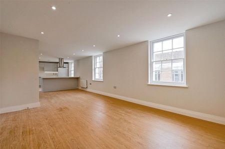3 bedroom apartment to rent - Photo 3