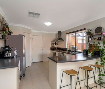 Spacious Family Home in Baldivis - Photo 1