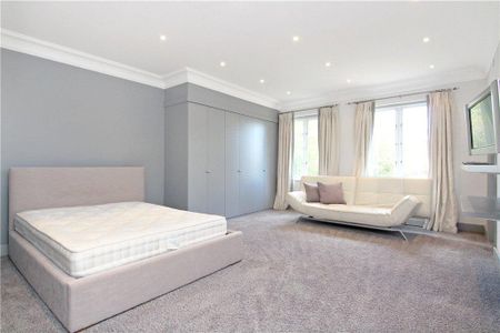 6 bedroom detached house to rent - Photo 3