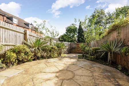 3 bedroom townhouse to rent - Photo 5