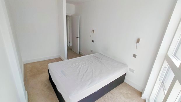 Station Parade, Letchworth Garden City - Photo 1