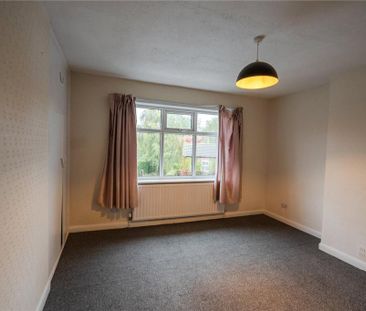2 bedroom end of terrace house to rent - Photo 2