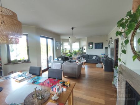 Dom wolnostojący, garaż, cicha uliczka - Photo 2