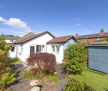 3 bedroom detached house to rent - Photo 2