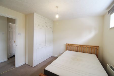 Shelley Court, Reading, RG1 5DG - Photo 4