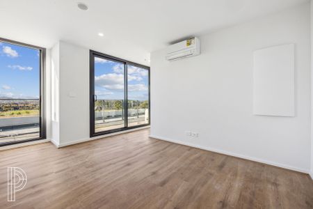 Live in the heart of Gungahlin - Photo 5