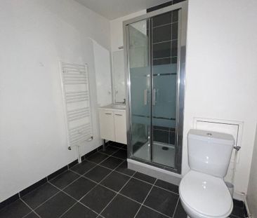 Location Appartement 3 pièces 68m² - Photo 5