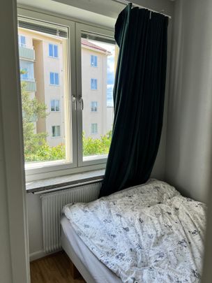 Essinge Brogata, Stockholm - Photo 1