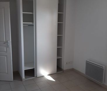 T2 AVEC BALCON ET PARKING - Photo 2