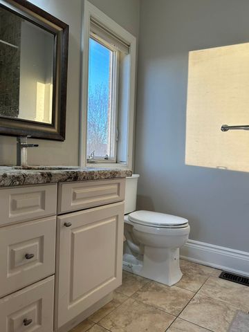 For Lease - 48 Transwell Avenue, Toronto, Ontario - Photo 4