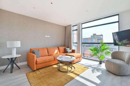 High Road, Wembley, HA0 - Photo 3