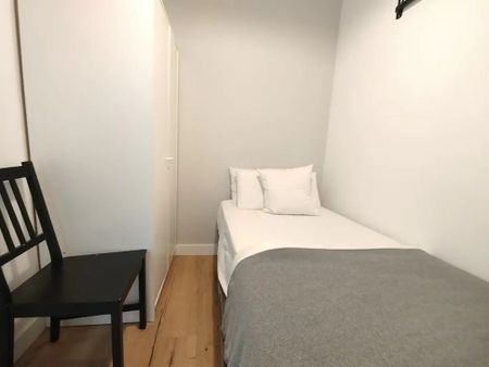 Avenida del Mediterráneo, Madrid, Community of Madrid 28007 - Photo 3