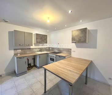 Location Maison 5 pièces 78m² DEVILLE LES ROUEN 76250 - Photo 5