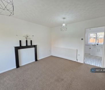 2 bedroom end of terrace house to rent - Photo 2