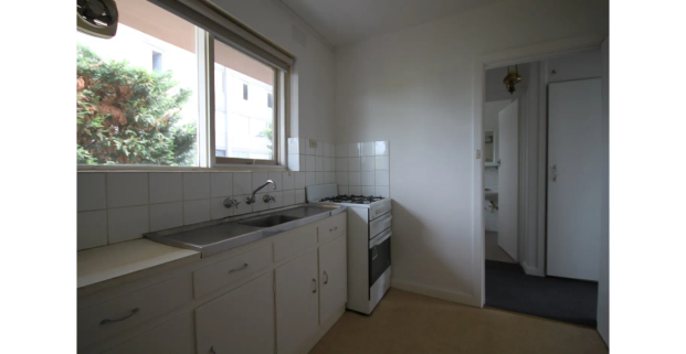 Hidden Gem in the Heart of Middle Park - Photo 1