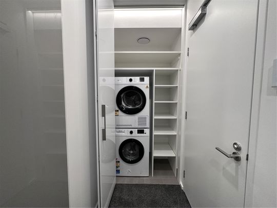 1806/408 Spencer Street - Photo 1