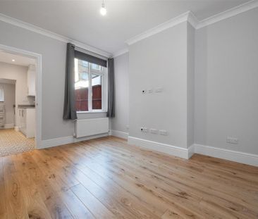 4 bedroom house to rent - Photo 3