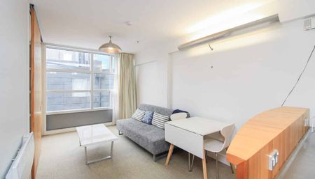 St Pauls Apts - Photo 3