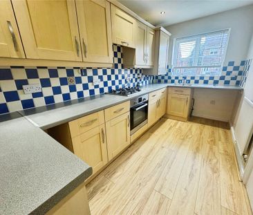 3 bedroom semi-detached house to rent - Photo 2