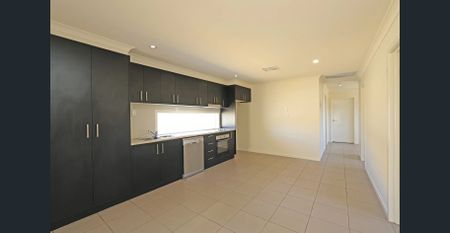 For Rent: Spacious Family Living - Available from 17 December – Apply via realestate.com.au only - Photo 5