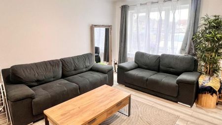 3 bedroom semi-detached house to rent - Photo 2