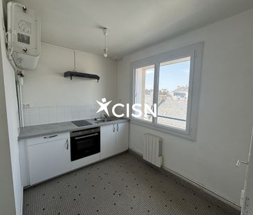 Location Appartement 3 pièces 54m² ST NAZAIRE 44600 - Photo 2