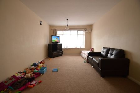 Arborfield Close, Slough, Berkshire,SL1 - Photo 3