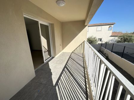 Location Appartement 3 pièces 67m² BIGUGLIA 20620 - Photo 3