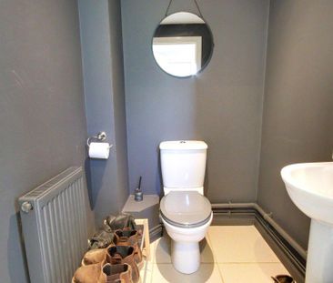 3 bedroom maisonette to rent - Photo 3