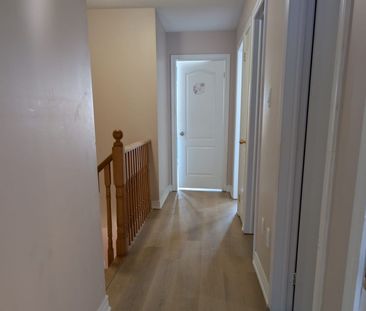 For Lease - 18 Alicewood Grove, Brampton, Ontario - Photo 6