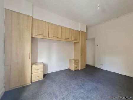 2 bedroom property to rent in Oldham - Photo 4