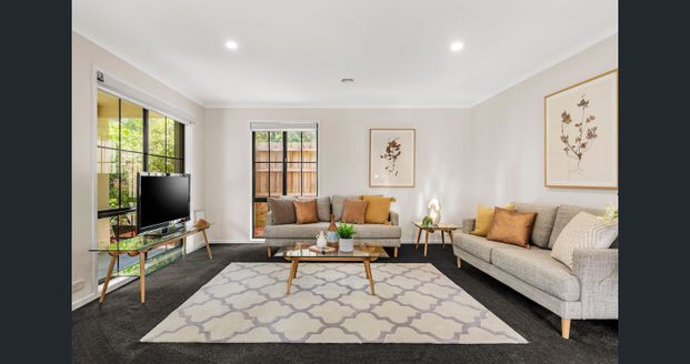 12 Edenhope St, Kilsyth VIC 3137 - House For Rent | Domain - Photo 1