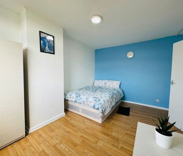 Room in a Shared Flat, Devons Road, E3 - Photo 5