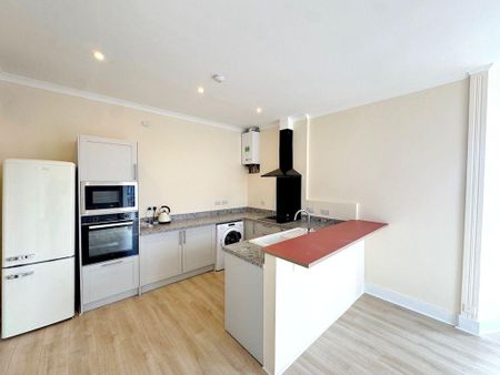 2 bedroom apartment to rent - Photo 3