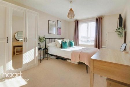 2 bedroom apartment to rent - Photo 2