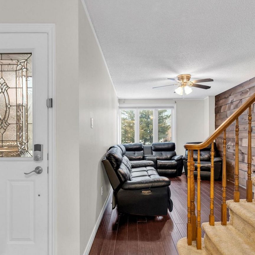 For Lease - 14 Clydebank Place Unit# Main & Upper, Hamilton, Ontario - Photo 1